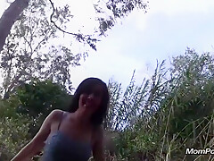 30 Yr Old Arab Hottie Does Pov Blowjob And Gets Puss