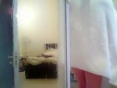 Tattooed babe spied in the shower